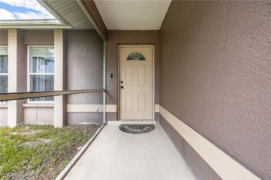 509 SW 10th Place, Cape Coral, FL 33991 - photo 4