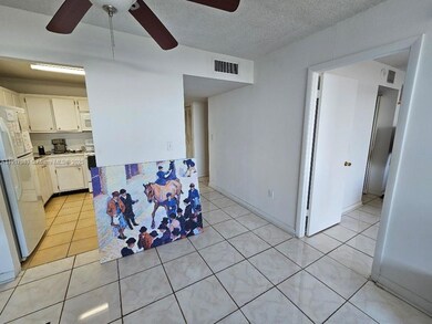 Wilshire Condominium unit 605W, Miami, FL 33179 - photo 7