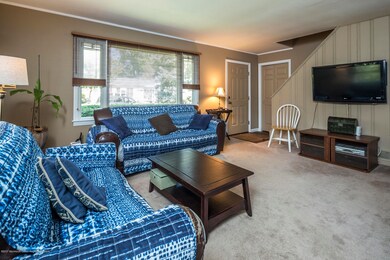 04_Living Room