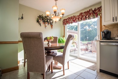 1373 Plymouth St unit 5, East Bridgewater, MA 02333 - photo 6