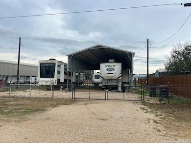 557 Siesta Dr, Bandera, TX 78003 - photo 6