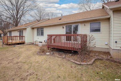 402 29th Avenue Dr unit 7B, Moline, IL 61265 - photo 4