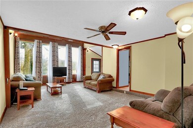 744 W 261st St, Sheridan, IN 46069 - photo 6