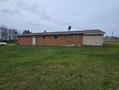 6411 S Old St Rd 15, Wabash, IN 46992 - photo 2
