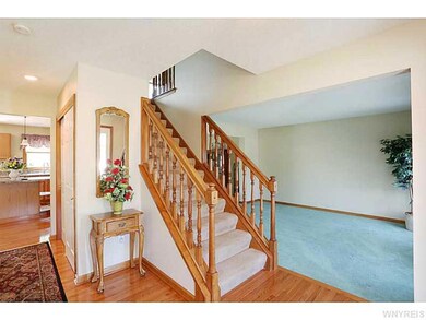 Foyer.