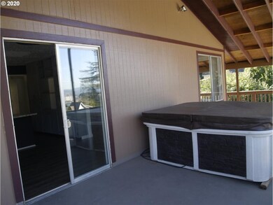 511 E 9th St, Rainier, OR 97048 - photo 4