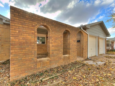 2808 SW 88th St, Oklahoma City, OK 73159 - photo 3