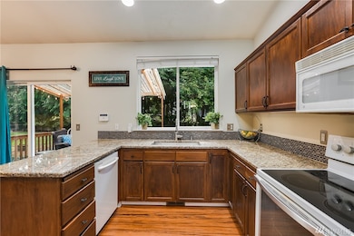 7310 2nd Dr SE, Everett, WA 98203 - photo 4