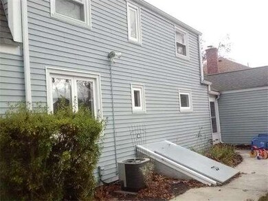 75 S Branch Pkwy, Springfield, MA 01118 - photo 7