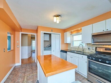 28 Porter St unit 2, Everett, MA 02149 - photo 4