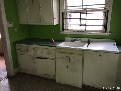 4321 Jefferson St, Gary, IN 46408 - photo 5