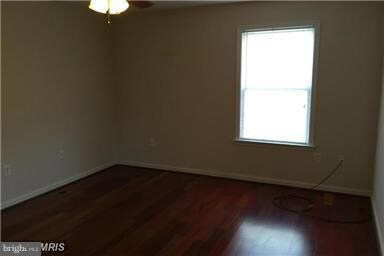 35485 Wilderness Shores Way, Locust Grove, VA 22508 - photo 5