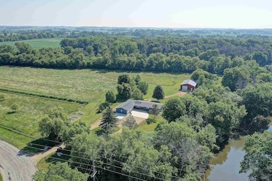 N3562 River Rd, Columbus, WI 53925 - photo 5