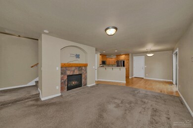 20452 Brentwood Ave, Bend, OR 97702 - photo 5