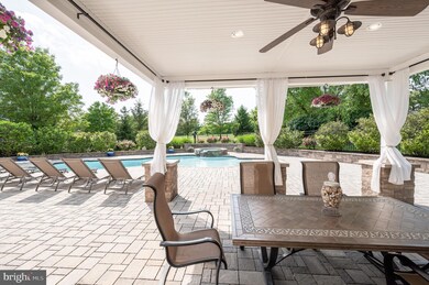 4502 Scenic View Cir, Doylestown, PA 18902 - photo 5