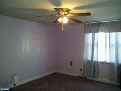 1076 Cedarwood Rd, Glenolden, PA 19036 - photo 5