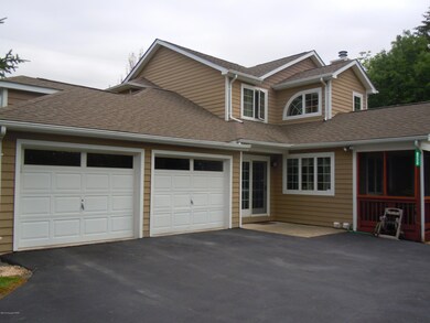 2232 Meadowsage Ct, East Stroudsburg, PA 18301 - photo 2