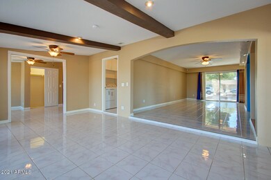 004_Family Room To Living Room