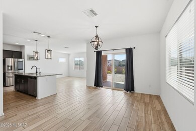 675 N Nestled Hummingbird Ln E, Sahuarita, AZ 85629 - photo 2