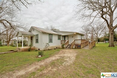 215 Porter St, San Marcos, TX 78666 - photo 2