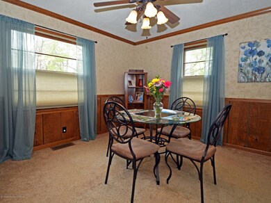 7Dining Room