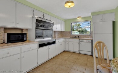 119 Melody Ct, Lake Placid, FL 33852 - photo 2