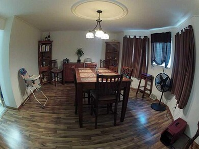 Dining Room. Plenty of room for family dinners in 