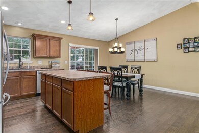 209 W Division St, Maryville, IL 62062 - photo 4