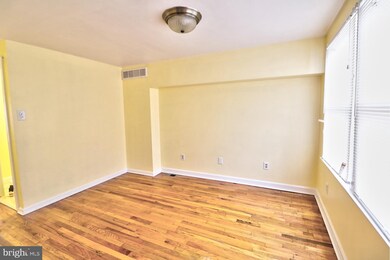 614 Wyanoke Ave, Baltimore, MD 21218 - photo 3