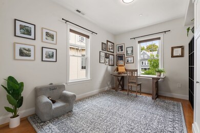 466 Medford St unit 3, Somerville, MA 02145 - photo 6