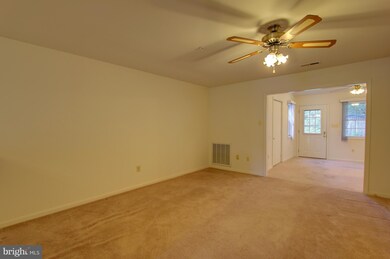 9262 Cherry Ln unit 39, Laurel, MD 20708 - photo 2