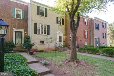 10206 Yuma Ct, Manassas, VA 20109 - photo 2