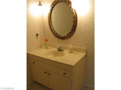 735 William Ave, Asheboro, NC 27203 - photo 6