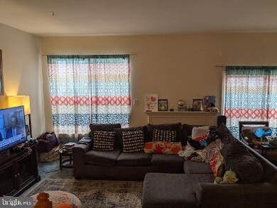 8111 Shoal Creek Dr, Laurel, MD 20724 - photo 3