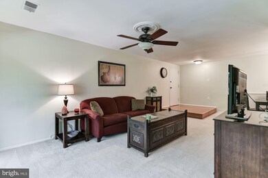 423 Christopher Ave unit 30, Gaithersburg, MD 20879 - photo 7