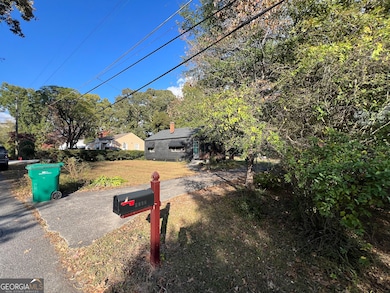 5068 Lorraine Place, Forest Park, GA 30297 - photo 6