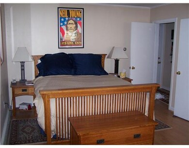 47 Nicholson Crescent, Middletown, RI 02842 - photo 5