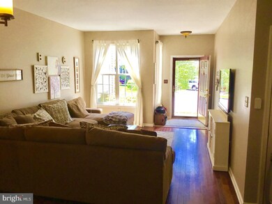 114 Cypress Ct, Woodbury, NJ 08096 - photo 3