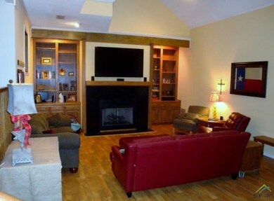 9141 Elm Tree Cir, Tyler, TX 75703 - photo 6