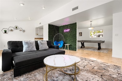 20300 Oxnard St, Woodland Hills, CA 91367 - photo 3