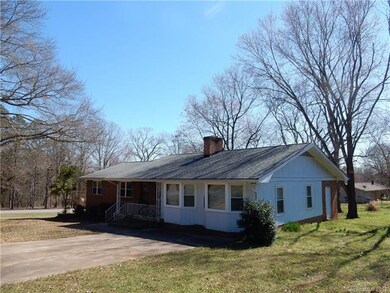304 Wilson Rd, Shelby, NC 28152 - photo 2