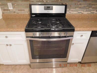 120 Blythe Place, Staten Island, NY 10306 - photo 7