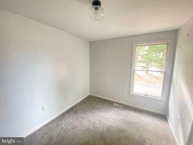 721 White Sands Dr, Lusby, MD 20657 - photo 7