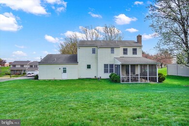 120 Steffie Dr, Mount Wolf, PA 17347 - photo 2