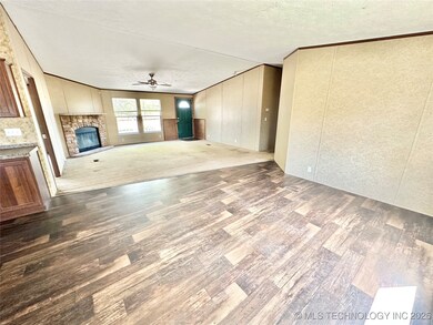 171 E Brooken Rd, Stigler, OK 74462 - photo 4