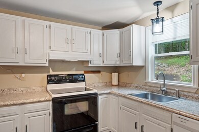 156 Barker Hill Rd, Townsend, MA 01469 - photo 5