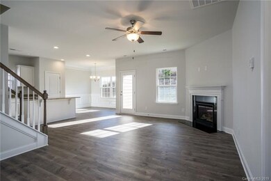 109 Fleming Dr unit 32, Statesville, NC 28677 - photo 6