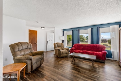 1620 Selah Loop Rd-6