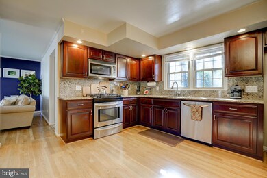 2509 Toron Ct, Alexandria, VA 22306 - photo 4