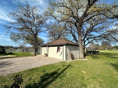 205 Collins Ln, Corsicana, TX 75109 - photo 4